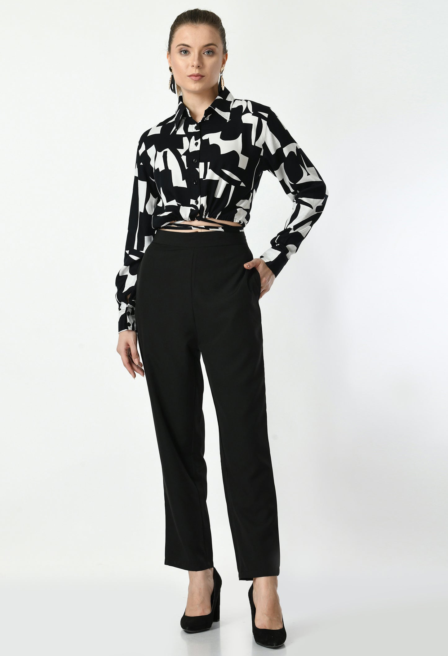 Womens Stylished Waist Dori Crop Top
