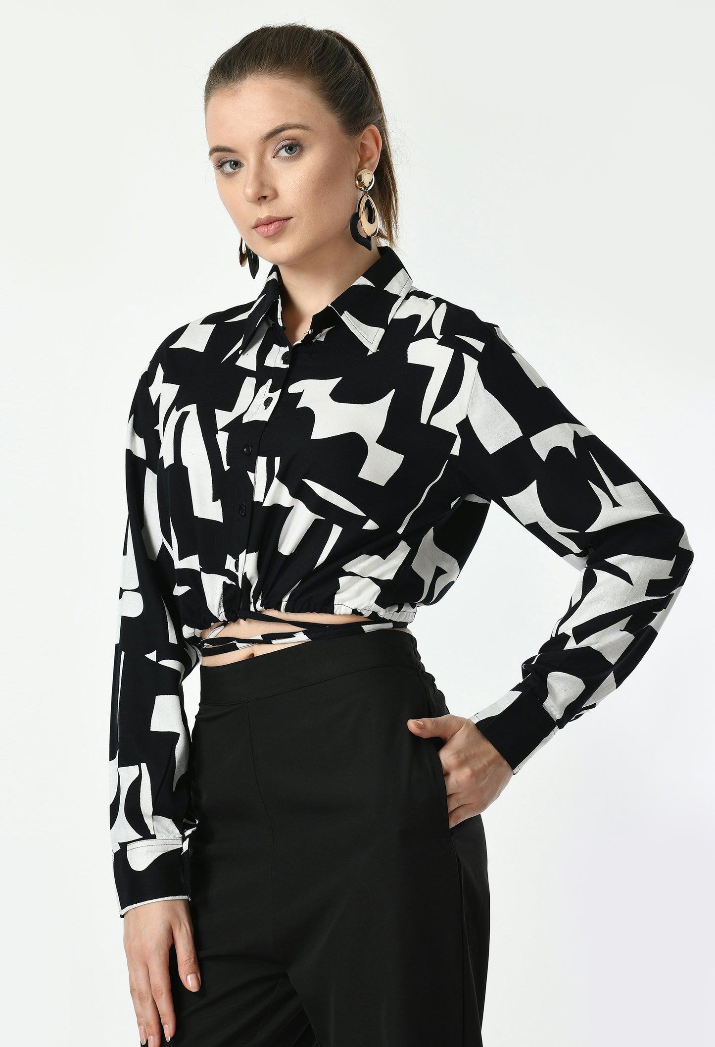 Womens Stylished Waist Dori Crop Top