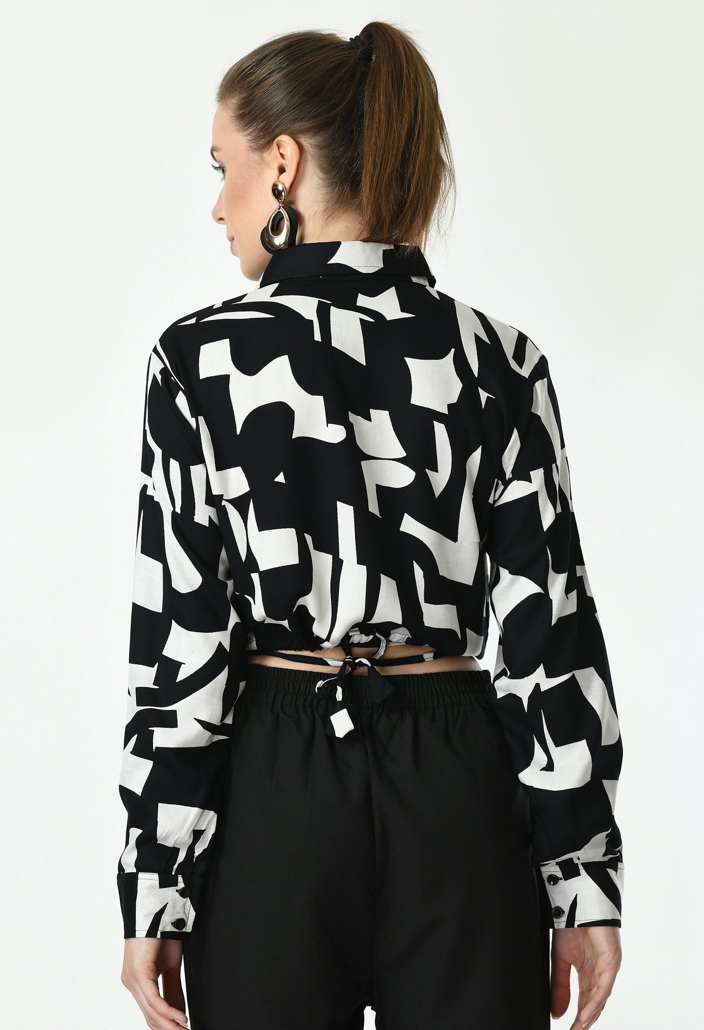 Womens Stylished Waist Dori Crop Top
