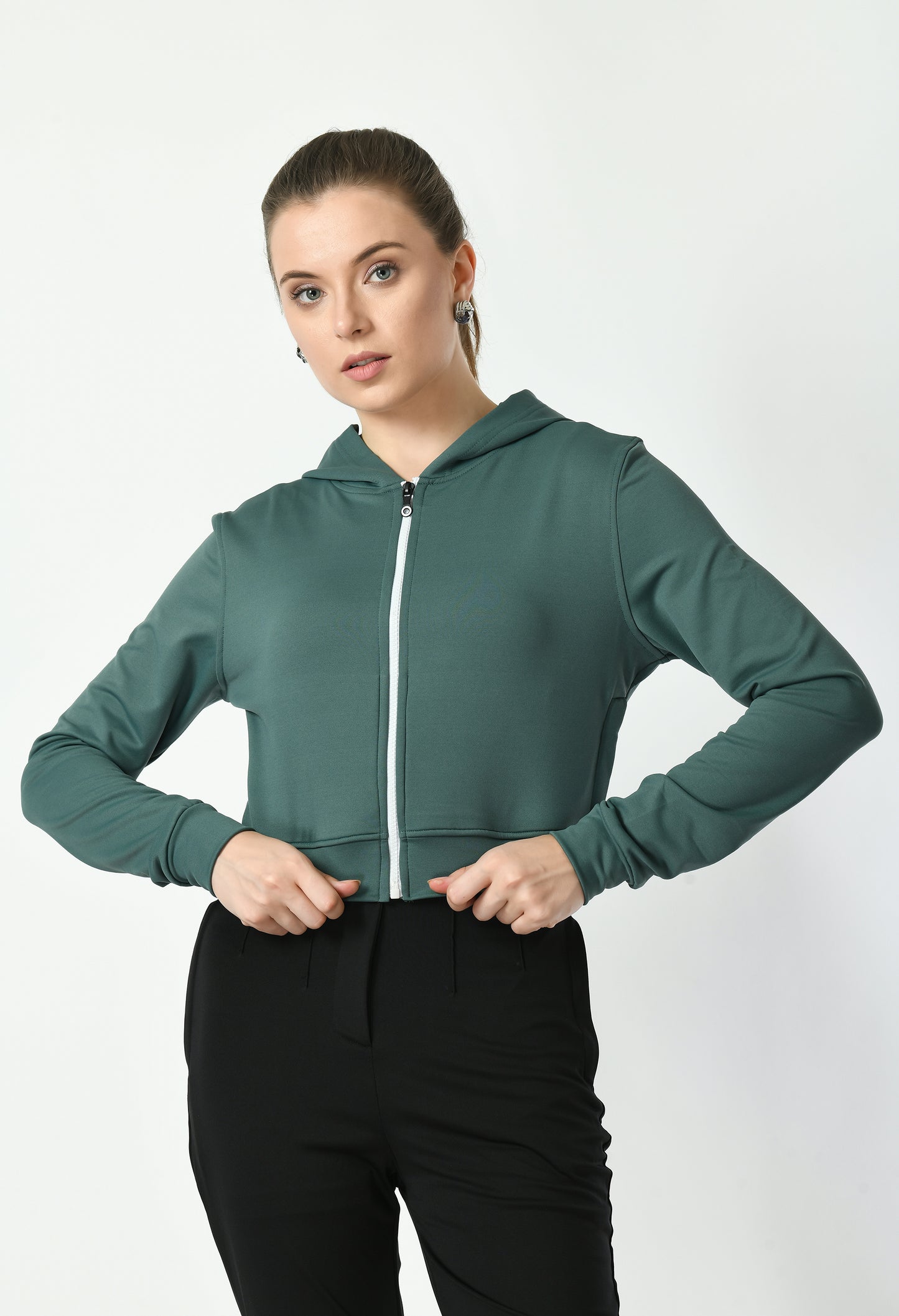 Women's Solid Regular Fit Full Sleeve Hoodies